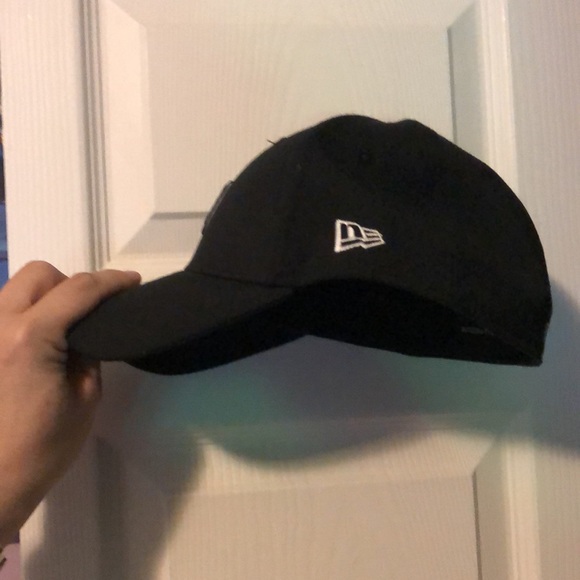 Worn for 5 minutes. - Picture 4 of 5